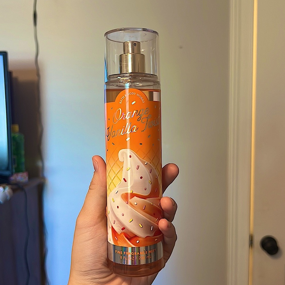 Orange Vanilla Twist Body Mist Bath & Body Works